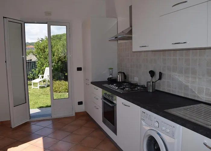 Apartamento Casa A Diano Con Giardino Diano Marina